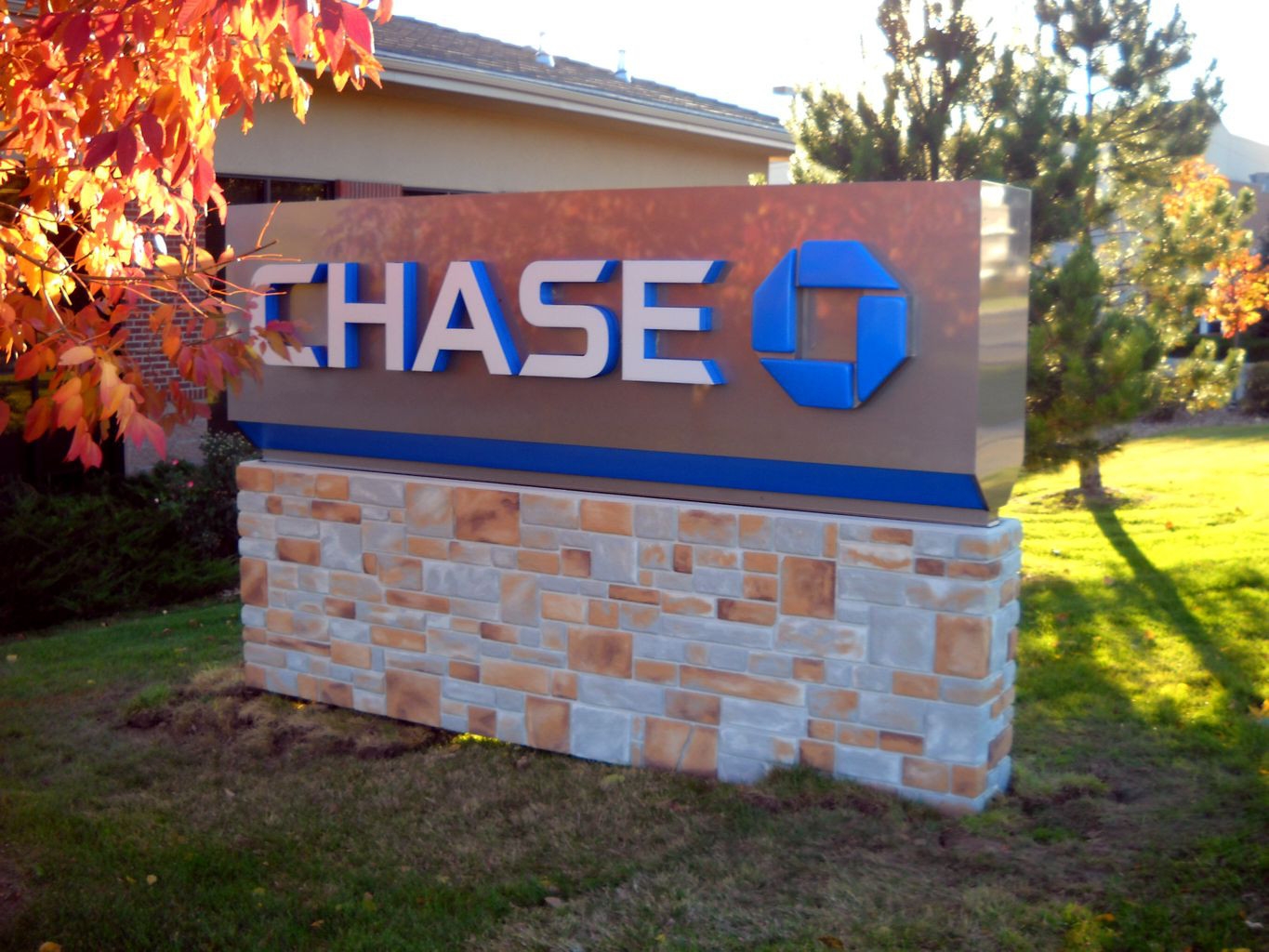 Stone Monument Signage_Chase Bank